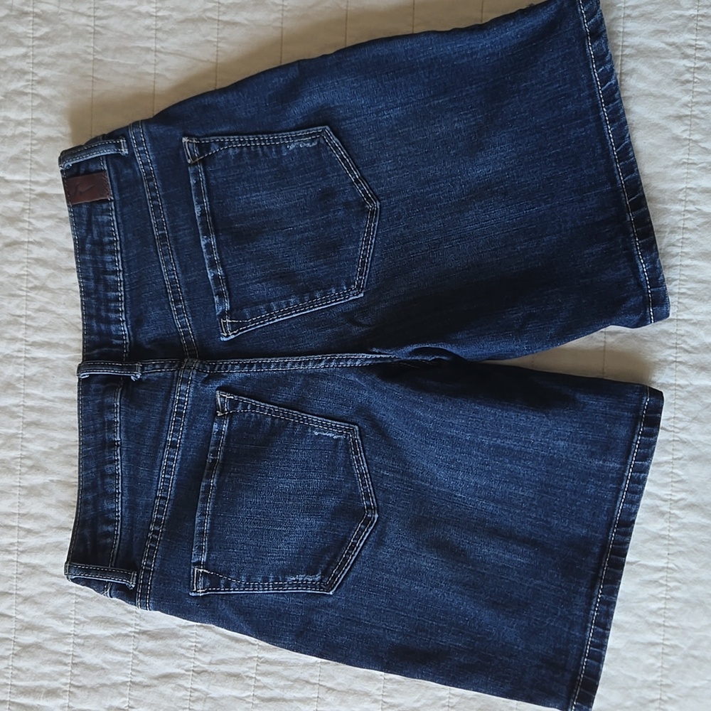 Simply Vera Vera Wang Mid Rise Dark Wash Denim Bermuda Jean Shorts Stretch Sz 0 - Picture 7 of 16